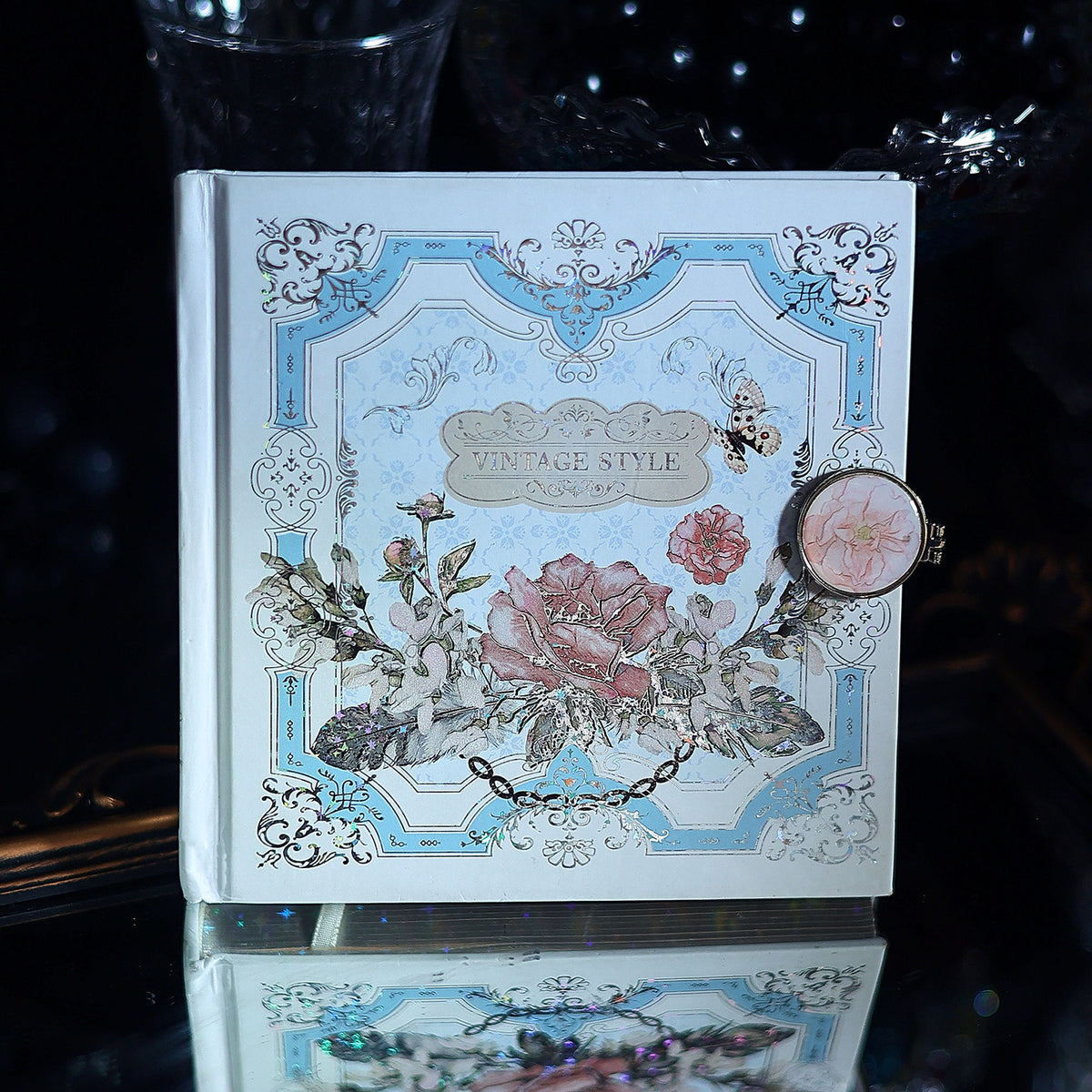 Vintage Floral Square Journal – Foil-Stamped Magnetic Closure Notebook